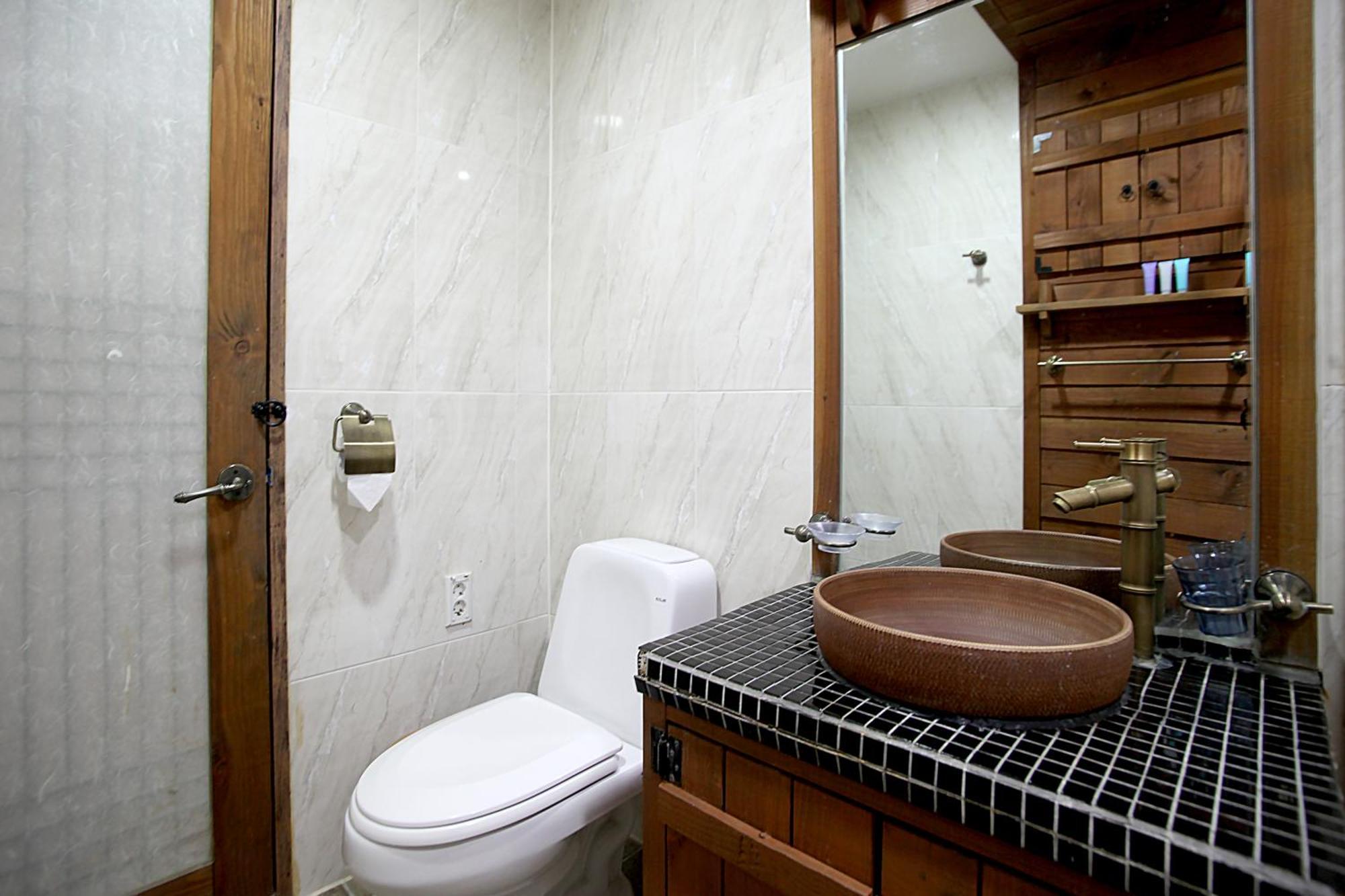 Jeonju Hanok Taejogung Hotel Phòng bức ảnh